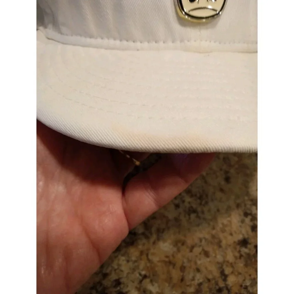 New Era 9Fifty NBA Chicago Bulls White/Silver Snapback w/ Bull - Picture 10 of 11